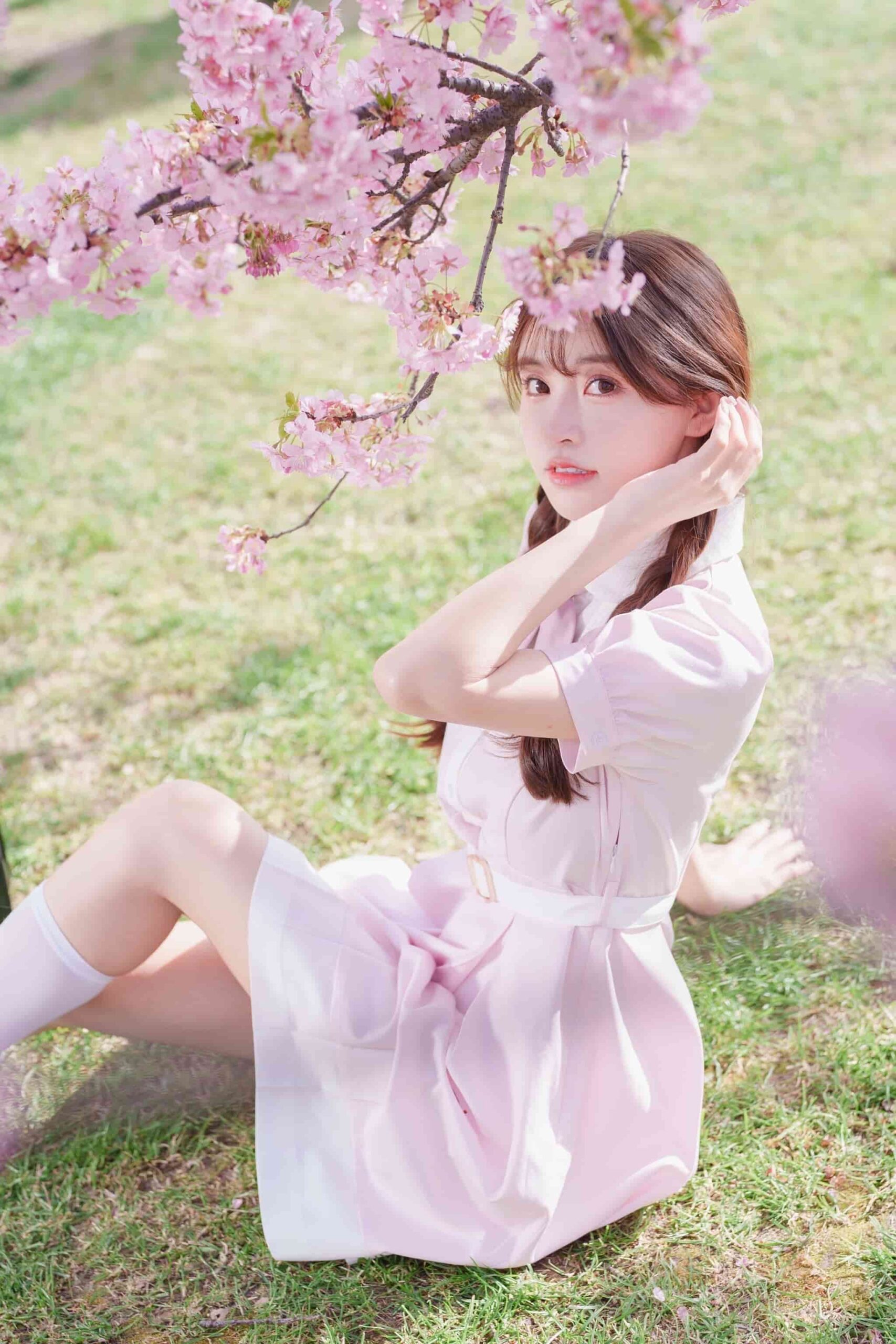 图片[3]-摄影写真：樱花少女——别人都有甜甜的恋爱，我只有可爱的脑袋-十七博客网