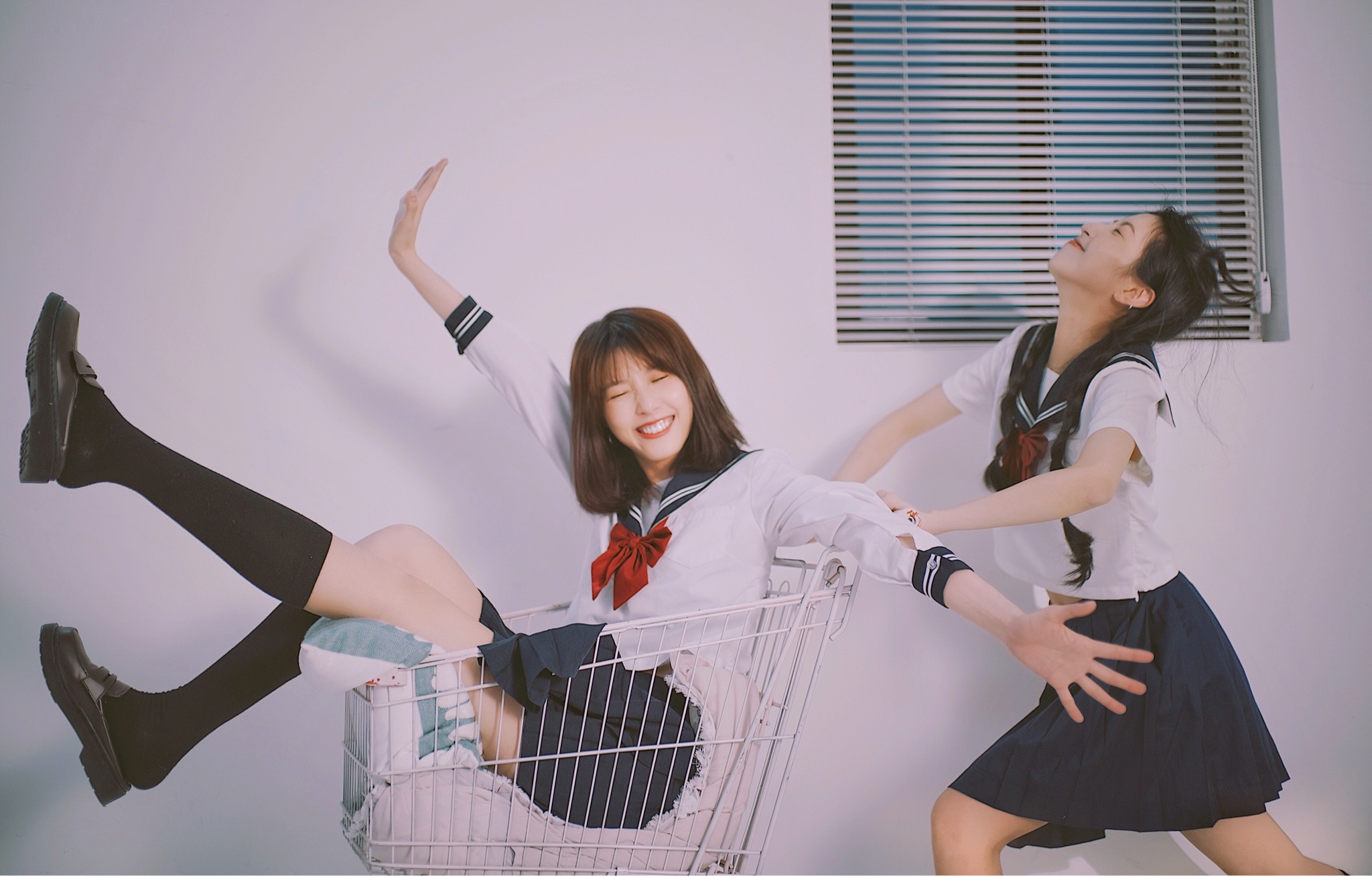 图片[2]-摄影写真：双生の花——你来人间一趟，总要看看太阳-十七博客网